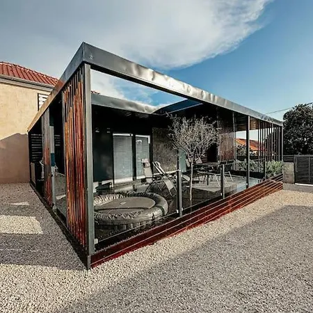 Wunderschoenes Luxus Tiny Haus * Pakoštane