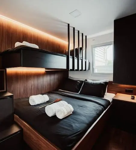 Wunderschoenes Luxus Tiny Haus Пакоштане