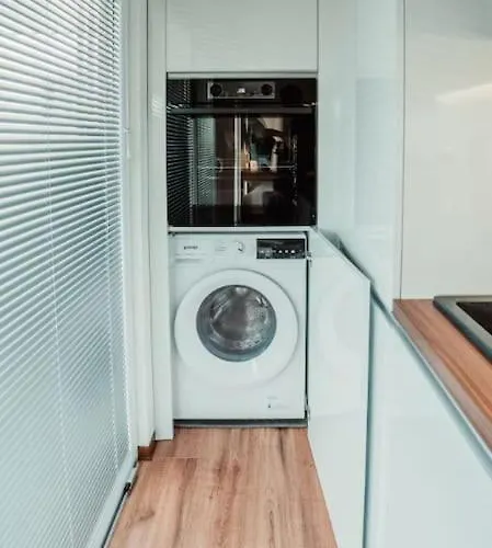 Дом отдыха Wunderschoenes Luxus Tiny Haus Пакоштане